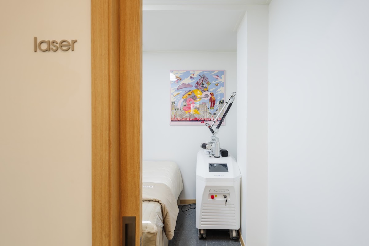Nest Clinic Gangnam Seoul Dermatology