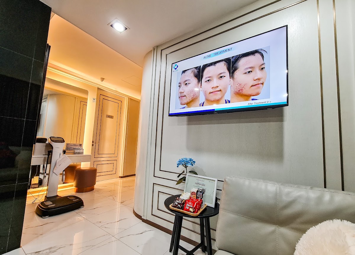BSL Clinic Silom - Bangkok Skin Laser
