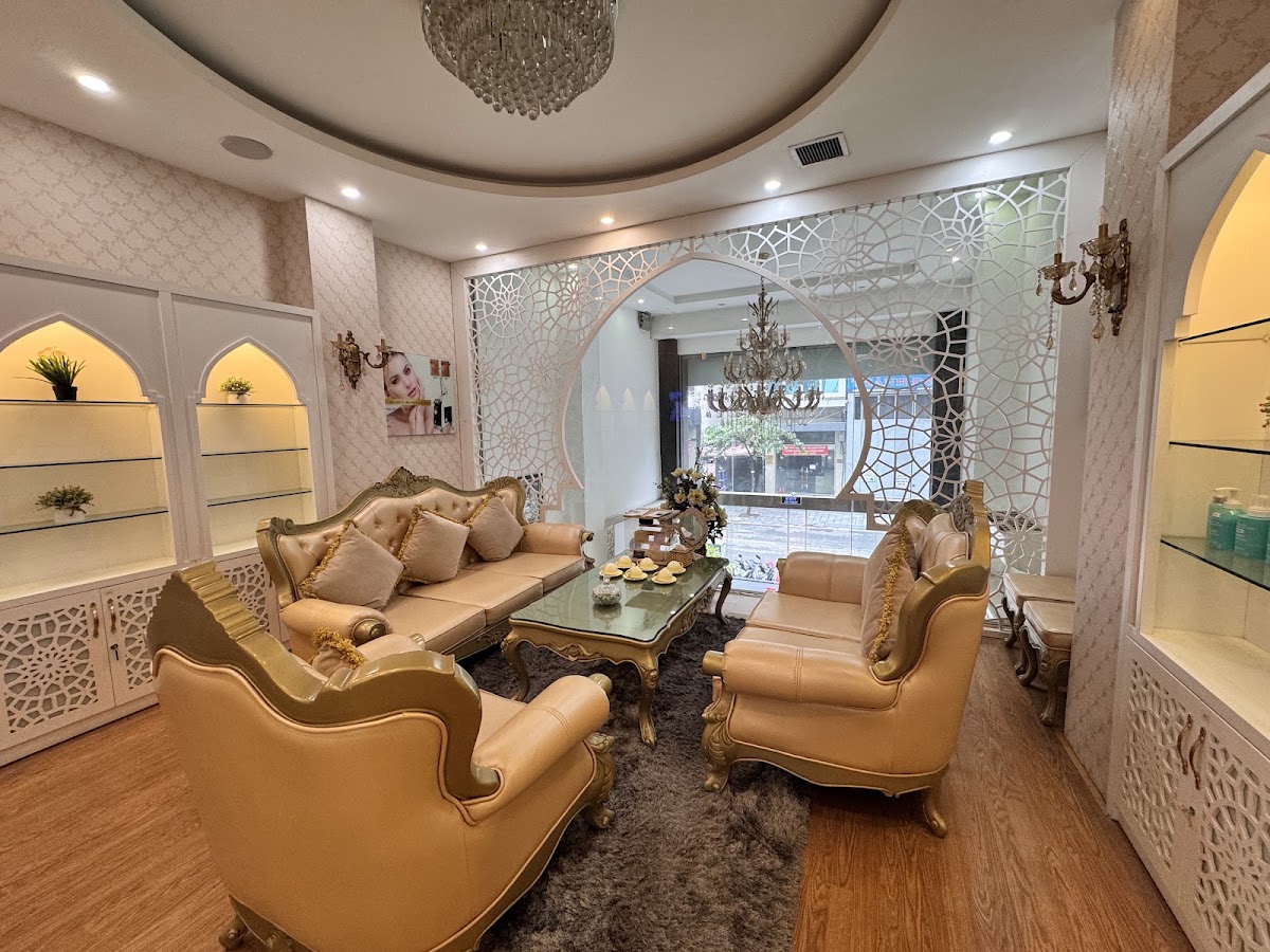 Oceania Spa & Clinic
