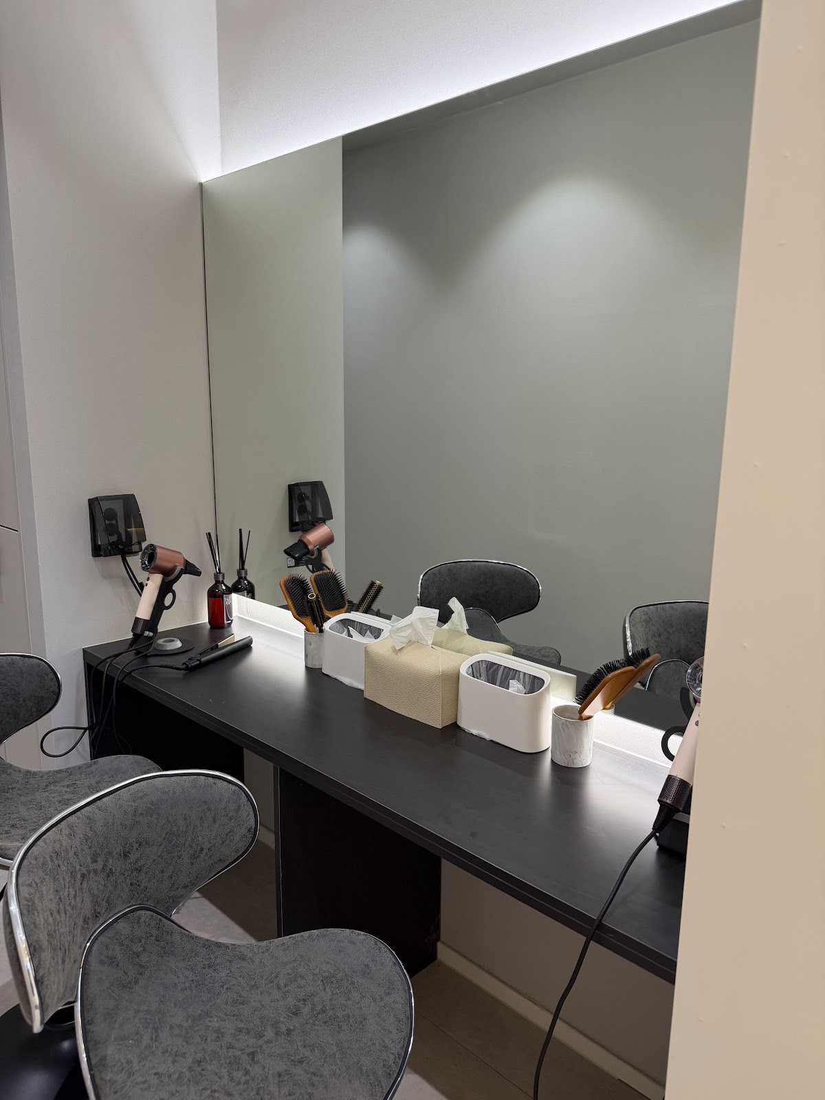 Re-ele Clinic Myeongdong Dermatology reele REELE
