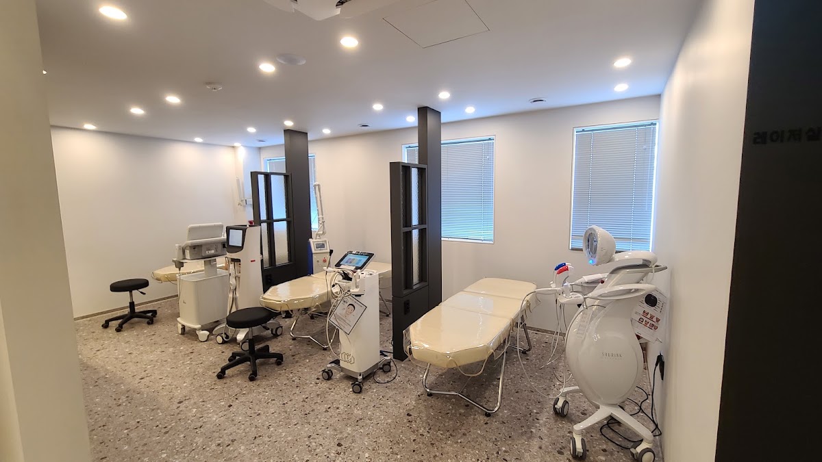 BEAUTYLOUNGE CLINIC HONGDAE GLOBAL