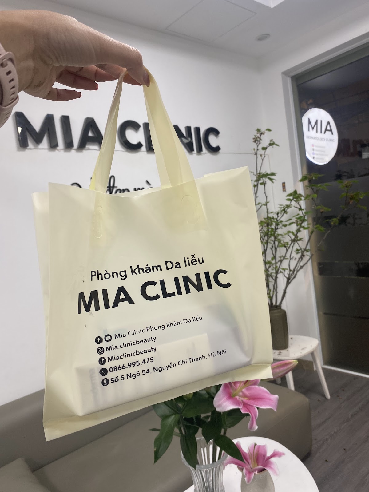 Mia Dermatology Clinic chăm sóc da